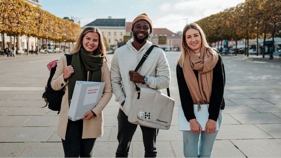 Career_international_students.JPG 