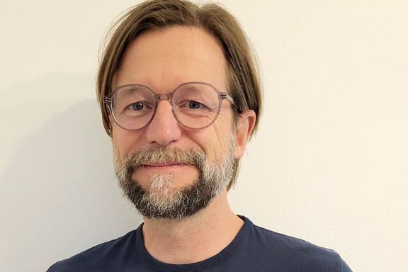Hofer-min.jpg
