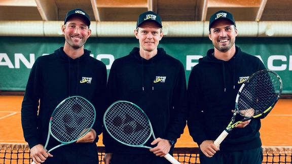 Foto_Tenniszone.jpg 
