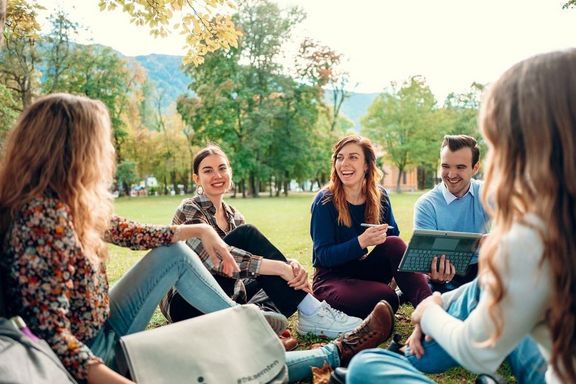 Auslandssemester Studentinnen bei Auslandsstudium in FH Kärnten