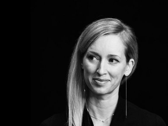 Sabine Friesser Schwarz-weiß Portrait von Sabine Friesser, Partner bei Level C