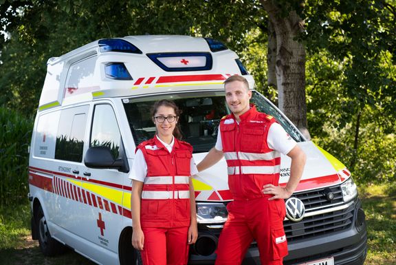 Rettungssanitäterin & Rettungssanitäter