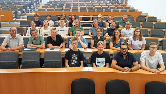 Gruppenfoto im Hörsaal