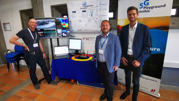 etsi_iot_group_booth_.jpg 
