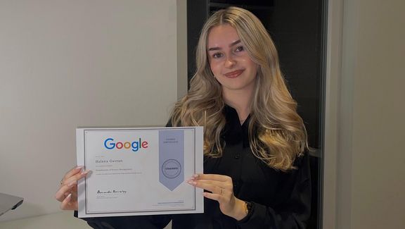 Helena_Gavran_Internship_Bank.jpg 