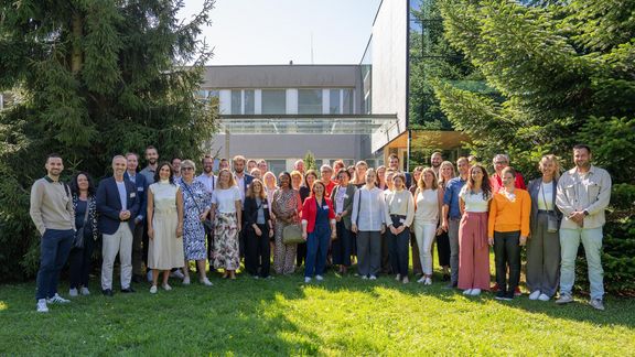 [Translate to English:] 