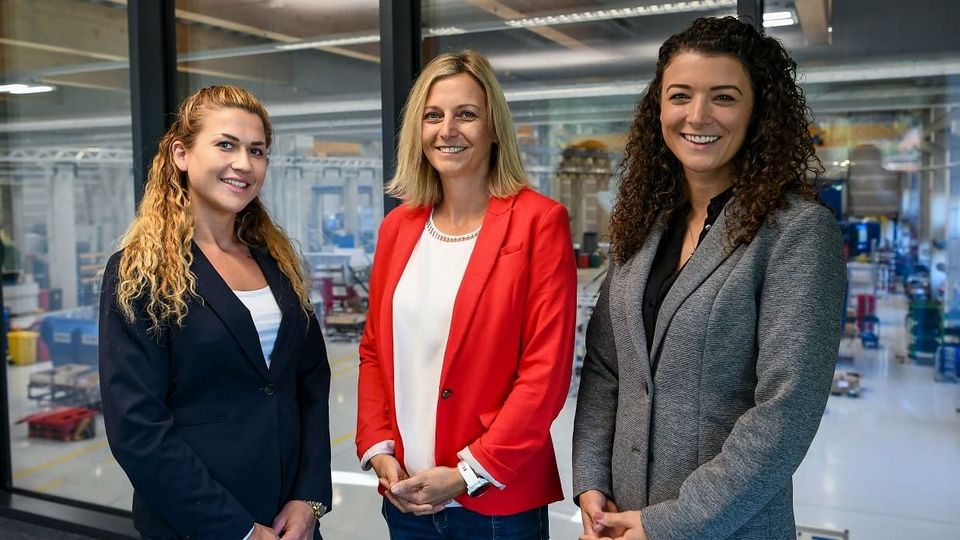 HR Team, Lindner-Recyclingtech GmbH 
