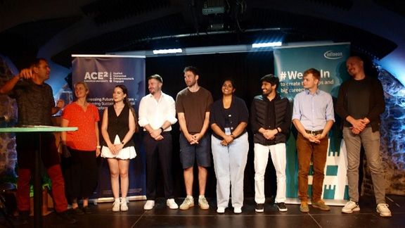 poetry-slam-26-2.jpg