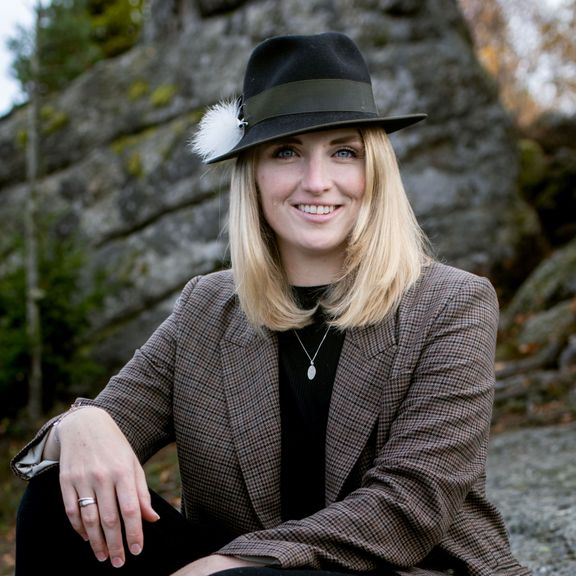Viktoria Urbanek Viktoria_Urbanek___Pia_Paulinec.jpg