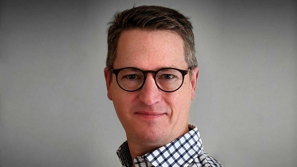 Portraitfoto von Dr. Jens Winkler 