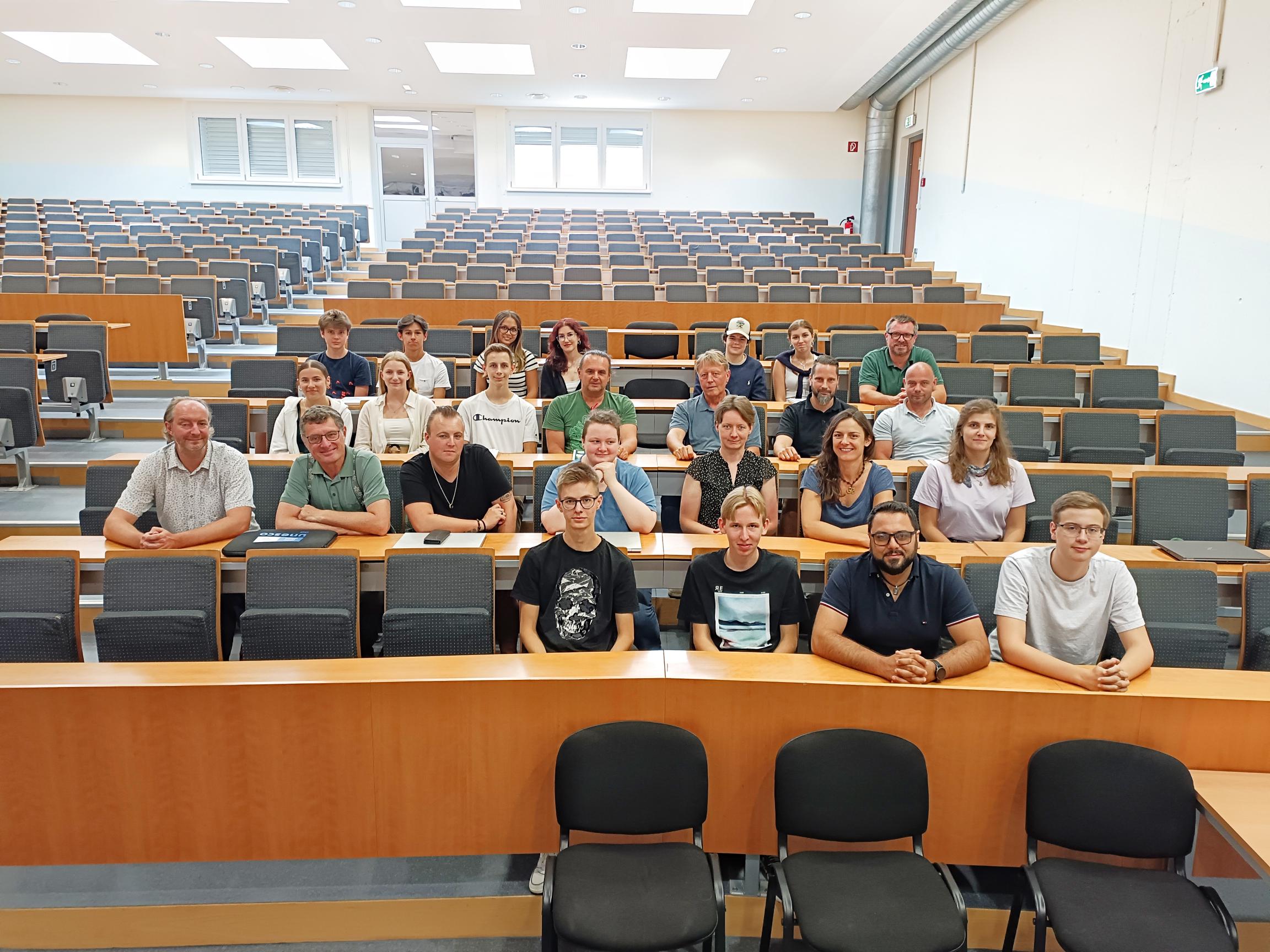 Gruppenfoto im Hörsaal